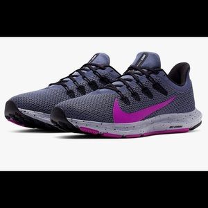 Nike Women's Quest 2 SE Running Shoes
